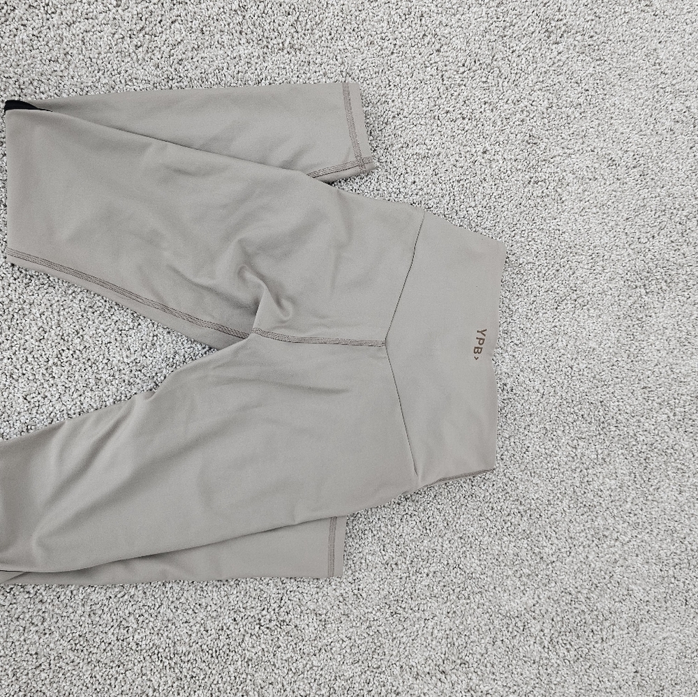 Abercrombie YPB Leggings XS